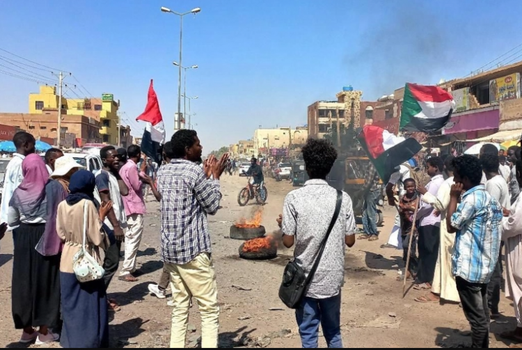 مظاهرات في السودان ضد قائد الجيش