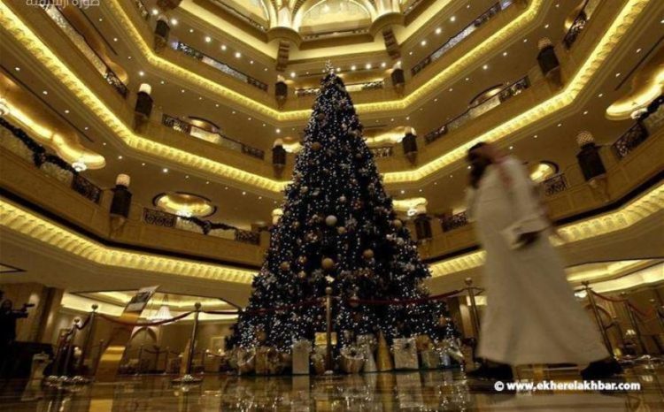 السعودية تحتفل بالكريسماس للمرة الأولى في تاريخها