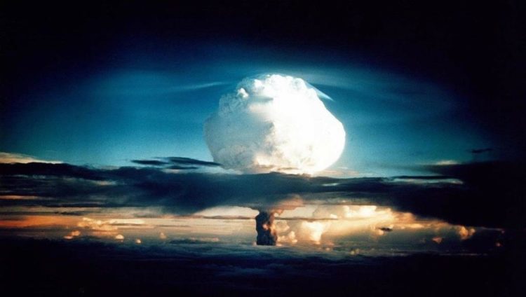 الحرارة التي امتصتها المحيطات خلال 25 عاما الأخيرة مكافئة للطاقة المنبعثة من انفجار 3.6 مليارات قنبلة نووية (بيكساباي)