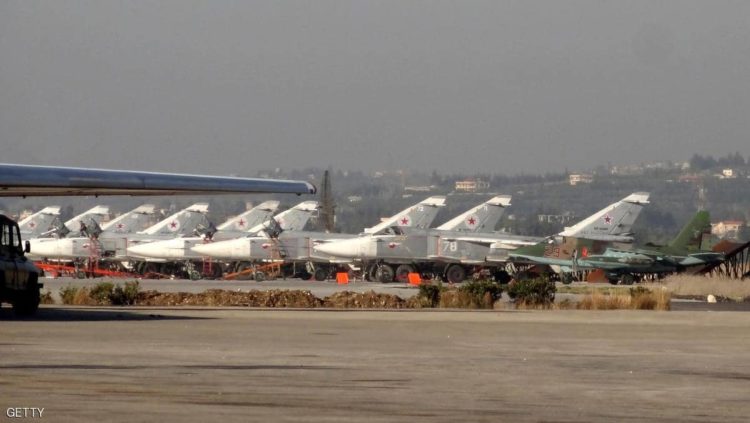 طائرات روسية حربية في قاعدة حميميم بسوريا