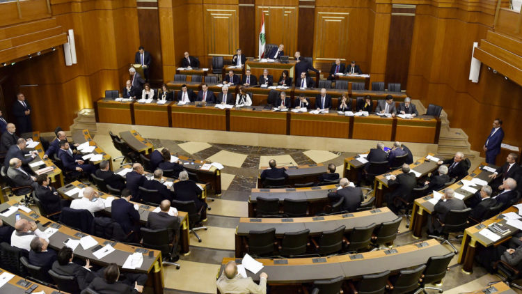 لبنان.. الحكومة تنال ثقة البرلمان