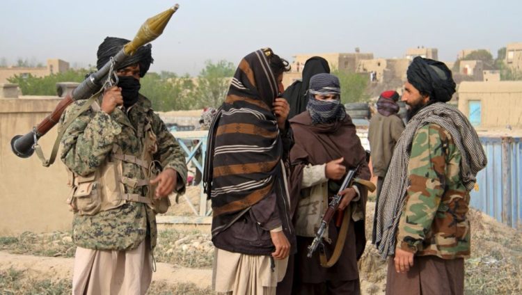 حركة طالبان لا تزال تسيطر على العديد من المناطق الأفغانية (رويترز)