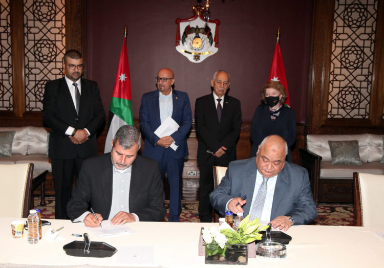 توقيع اتفاقيتين في الديوان الملكي الهاشمي لتنفيذ مشروع زراعي للمجتمع المحلي بالمدورة