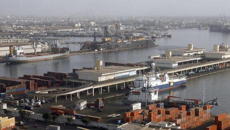 جانب من ميناء دكار في السنغال