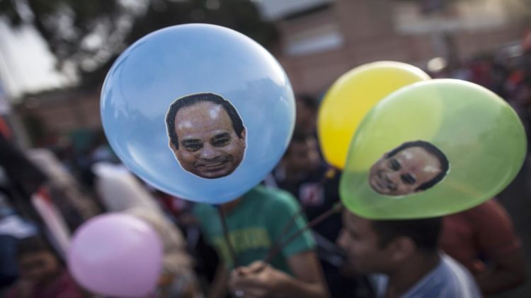 الأمن المصري يحشد لتظاهرة داعمة للسيسي في مواجهة جمعة الغضب