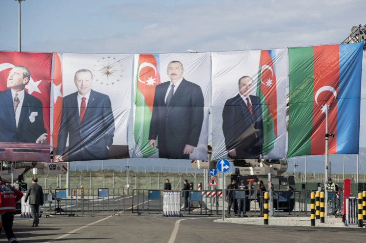 هل تنخرط تركيا مباشرة في المعركة بين أرمينيا وأذربيجان؟
