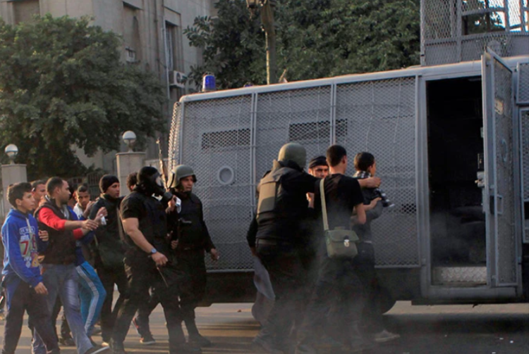 اعتقالات ومحاكمات مسيسة في مصر