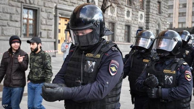 أرشيفية.. عناصر من الشرطة الروسية