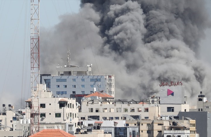 تحقيق يكشف نوعية القنابل التي دمرت أبراج غزة (صور)