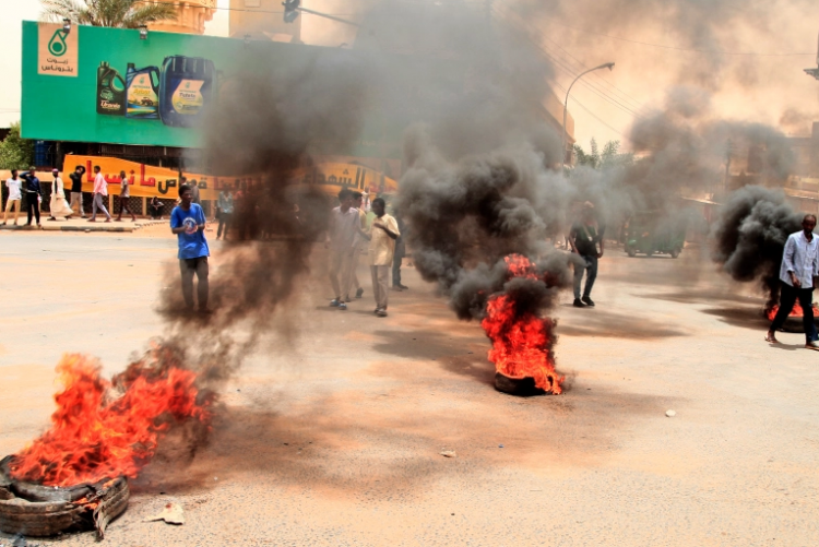 تفريق مظاهرات في السودان
