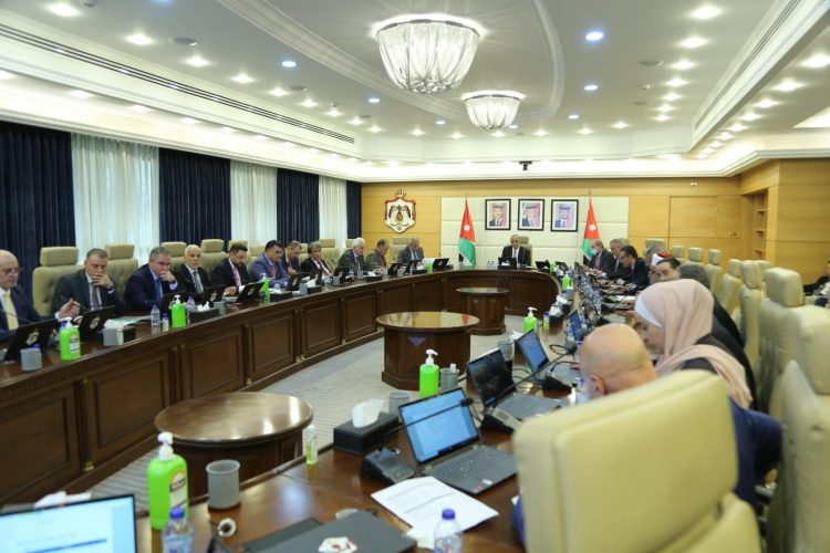 مجلس الوزراء يقرّ نظام جائزة الحسين بن عبدالله الثاني للعمل التطوعي