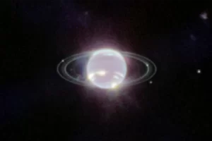 صور مذهلة لكوكب نبتون يلتقطها تلسكوب جيمس ويب الفضائي