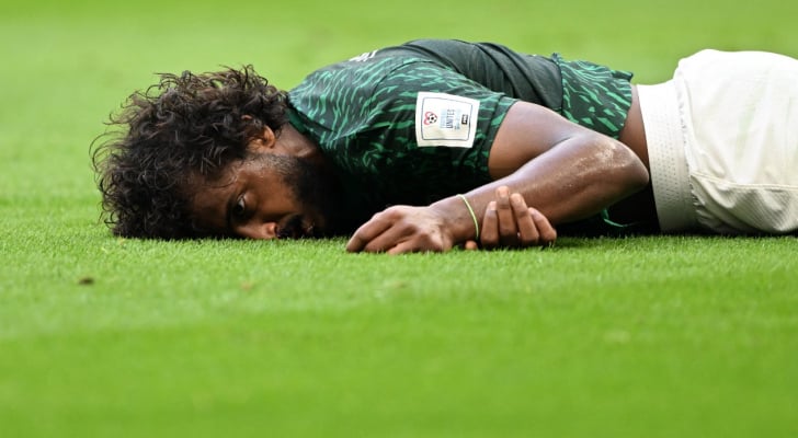 كسر في الفك وعظام الوجه الأيسر للاعب المنتخب السعودي الشهراني