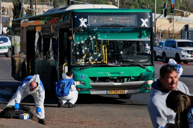 مقتل مستوطن ثانٍ متأثراً بجراحه في عملية القدس
