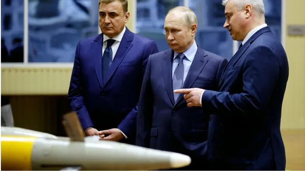 بوتين يبدي استعداده للتفاوض ويتهم كييف والغرب بالتعنت
