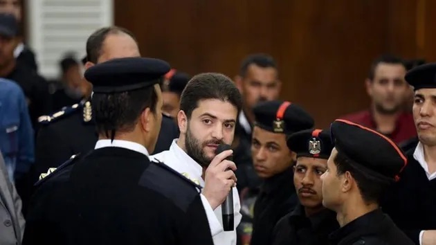 عائلة الرئيس الراحل مرسي تنفي انتحار نجله بمحبسه.. والداخلية تعلّق