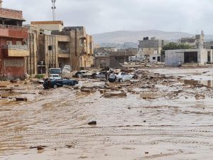 ارتفاع ضحايا الفيضانات في ليبيا إلى 2000 قتيل