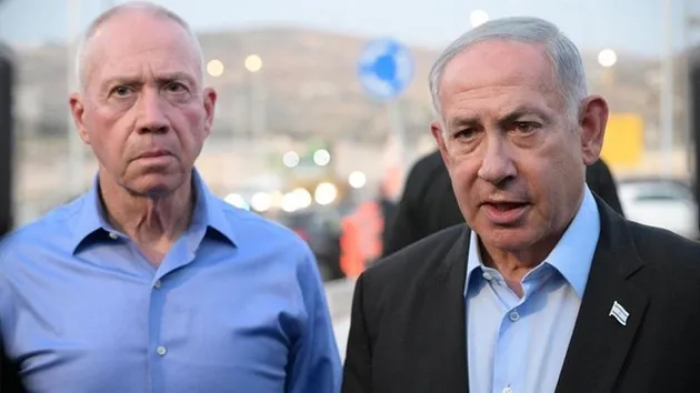 صحيفة عبرية: نتنياهو أوقف خطة لغالانت للانقضاض على حزب الله.. واتهامات متبادلة