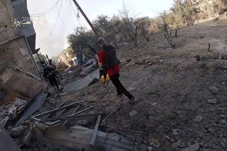 القسام توقع جنودا إسرائيليين قتلى وجرحى في خان يونس