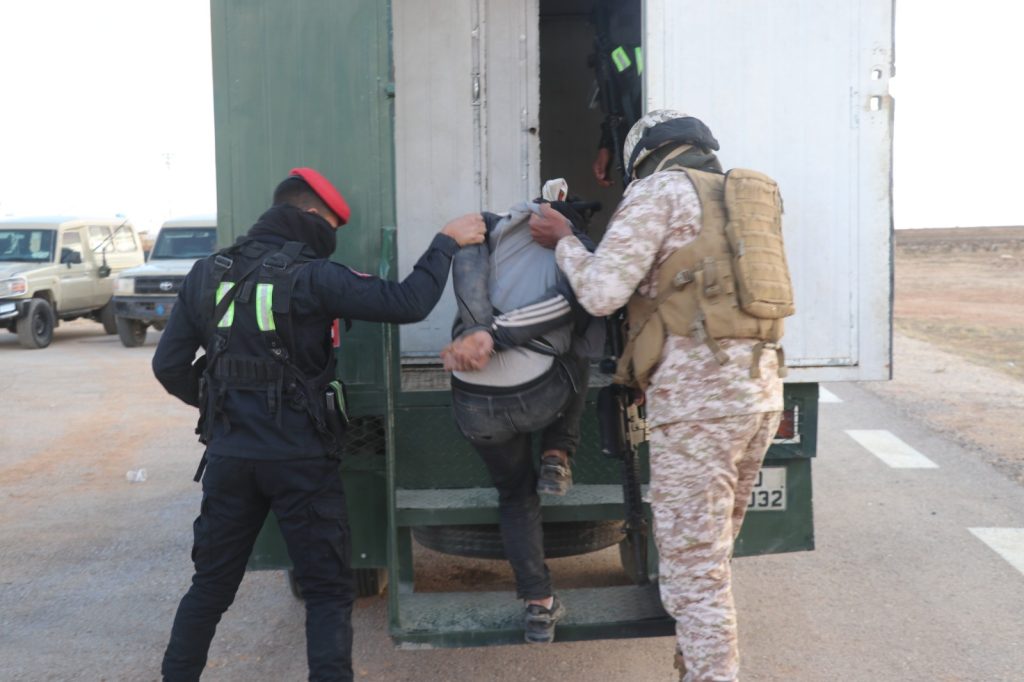 حرب المخدرات على الحدود الأردنية السورية.. أبعاد سياسية وعسكرية IMG_8715-1024x682