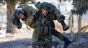 إعلام عبري: إصابة 3 جنود إثر استهدافهم بصاروخ مضاد أطلقه حزب الله