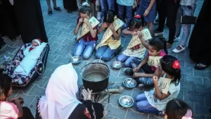 الأونروا تتهم الاحتلال بمنع وصول المساعدات لشمال غزة.. "مجاعة من صنع الإنسان"