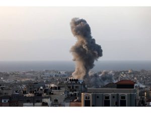 غزة: استشهاد 9 فلسطينيين في قصف إسرائيلي لخان يونس ورفح