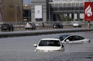 الإمارات: 545 مليون دولار لمعالجة منازل المواطنين من أضرار الأمطار