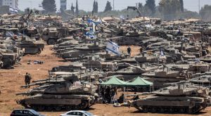 بالعشرات.. الاحتلال يجهز دباباته على تخوم رفح جنوب قطاع غزة