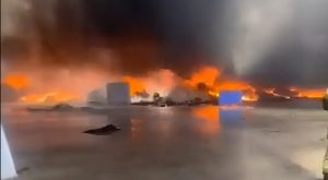 اندلاع حريق كبير في مستودع ذخيرة بقاعدة "تل هشومير" العسكرية