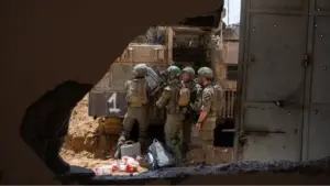 "القسام" تفجّر منزلا مفخخا بجنود الاحتلال.. والإعلام العبري: "حدث صعب برفح"